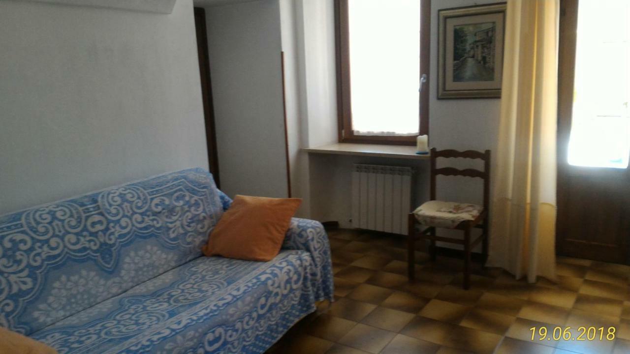 Agriturismo Holle Manerba del Garda Luaran gambar